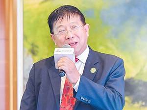 包玉刚校长吴子健：国际和国内教育 要关注课程建设